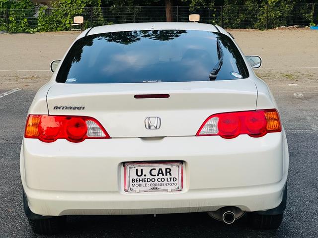 HONDA INTEGRA IS